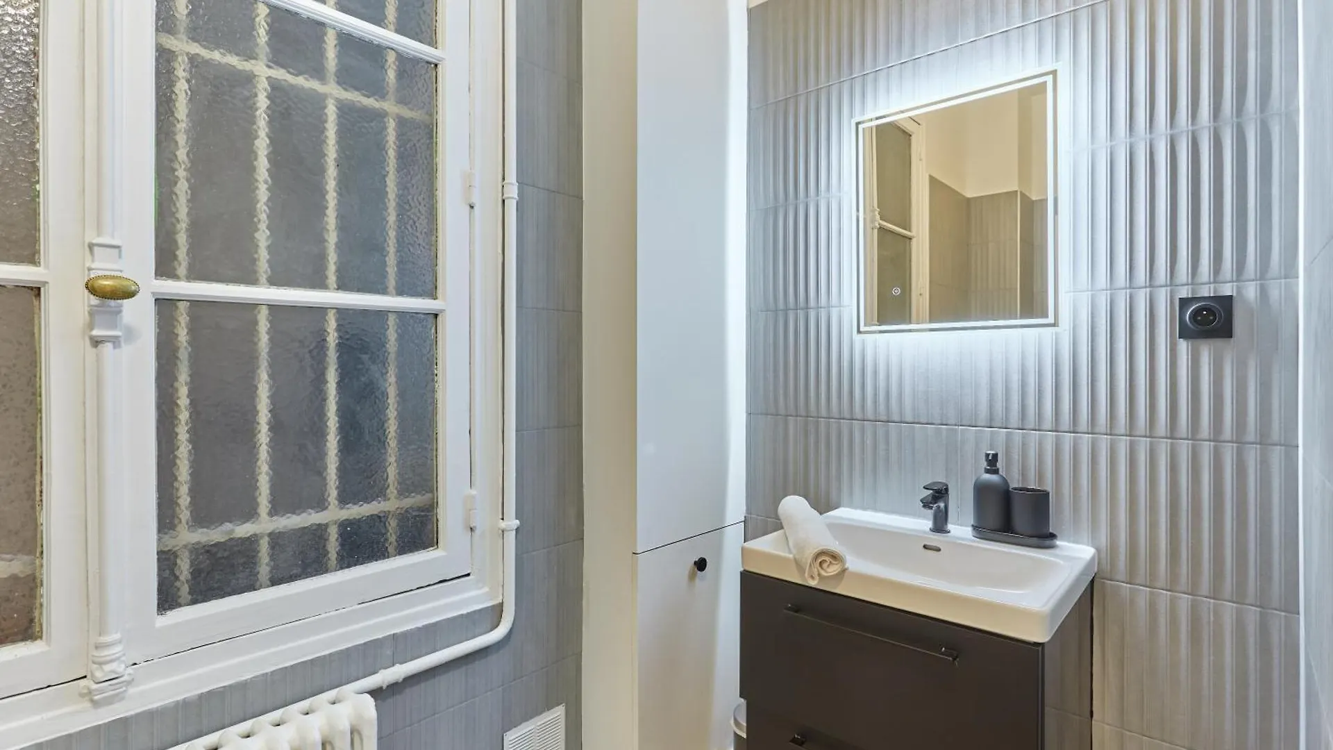 Elegant Appartement 1Br - 16Eme Arrondissement Paris