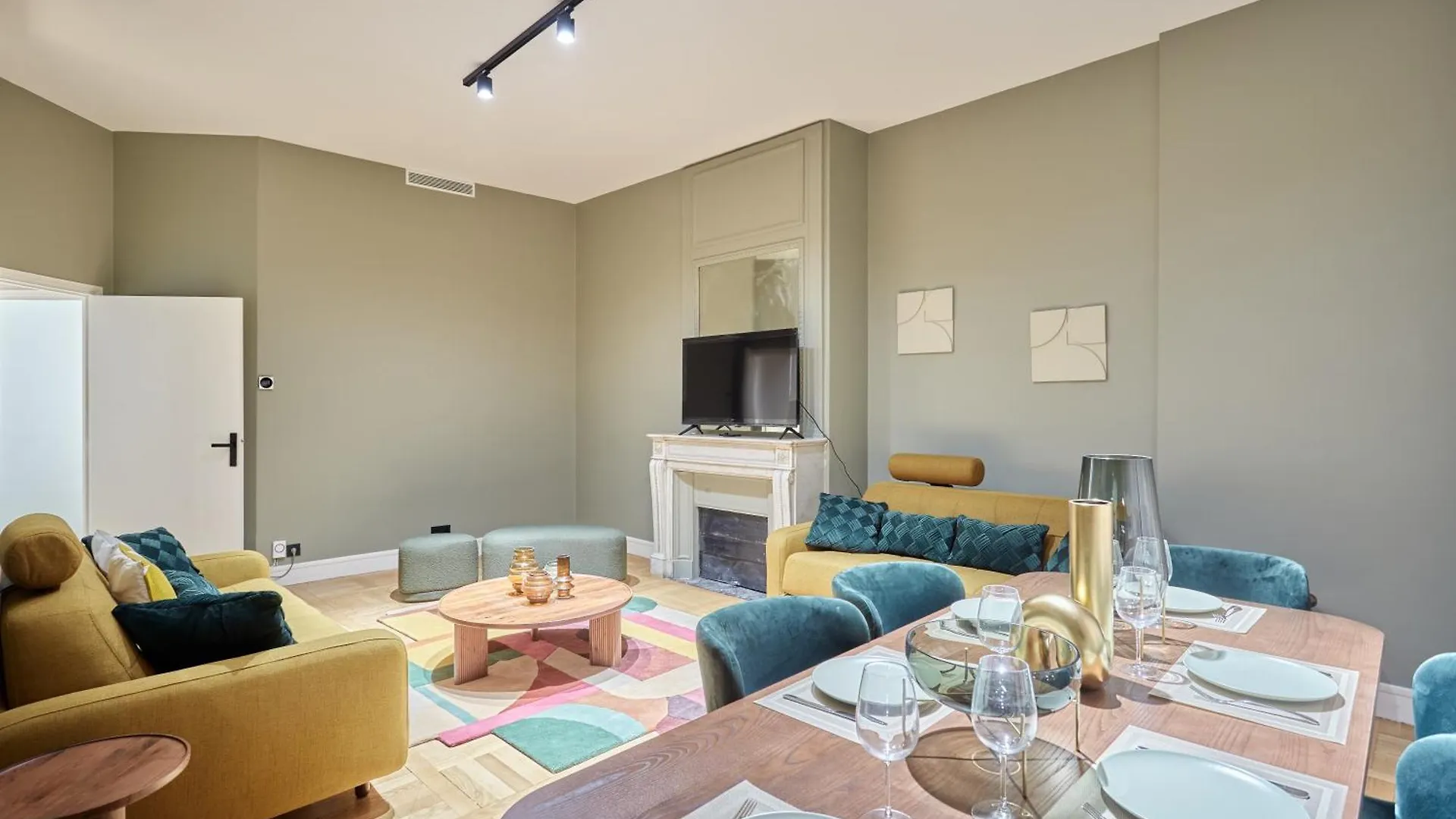 Elegant Appartement 1Br - 16Eme Arrondissement Paryż
